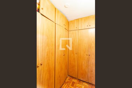 Casa à venda com 186m², 3 quartos e 3 vagasCloset 1