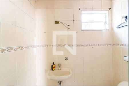 Casa à venda com 186m², 3 quartos e 3 vagasBanheiro da Suíte 2