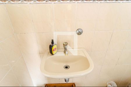 Casa à venda com 186m², 3 quartos e 3 vagasBanheiro da Suíte 2