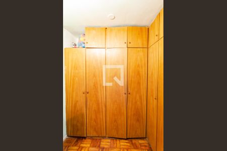 Casa à venda com 186m², 3 quartos e 3 vagasCloset 1