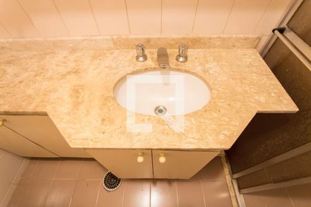 Apartamento à venda com 78m², 3 quartos e 1 vagaBanheiro social