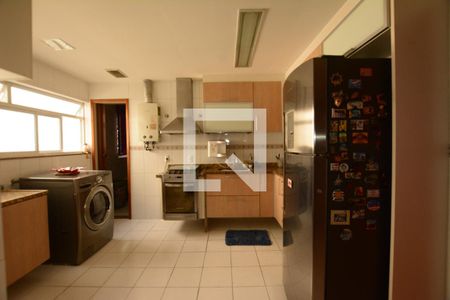 Apartamento para alugar com 137m², 3 quartos e 2 vagasCozinha