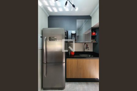 Cozinha de apartamento para alugar com 2 quartos, 94m² em Vila Nair, São Paulo