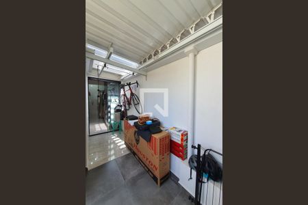 Área de serviço de apartamento para alugar com 2 quartos, 94m² em Vila Nair, São Paulo