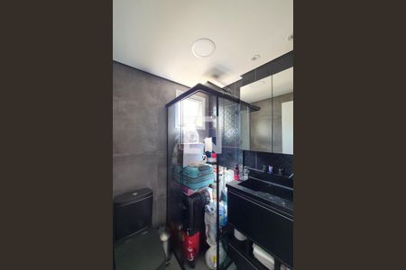 Apartamento para alugar com 94m², 2 quartos e 1 vaga Apartamento para alugar com 94m², 2 quartos e 1 vagaBanheiro da suíte