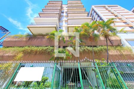 Apartamento à venda com 68m², 1 quarto e 1 vagaFachada