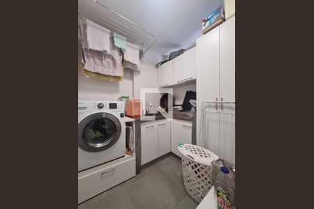 Apartamento à venda com 68m², 1 quarto e 1 vagaÁrea de Serviço