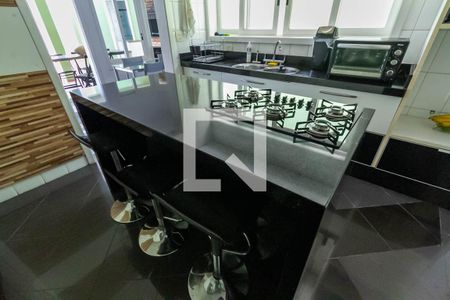 Casa para alugar com 600m², 6 quartos e 6 vagas Casa para alugar com 600m², 6 quartos e 6 vagasCozinha