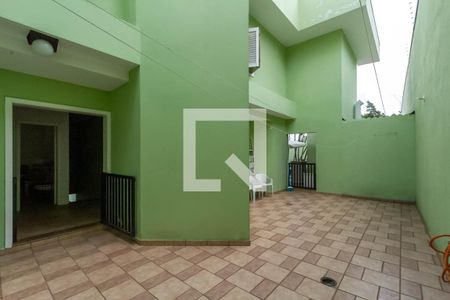 Casa para alugar com 600m², 6 quartos e 6 vagas Casa para alugar com 600m², 6 quartos e 6 vagasQuintal de serviço