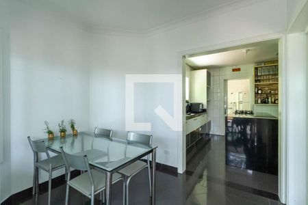 Casa para alugar com 600m², 6 quartos e 6 vagas Casa para alugar com 600m², 6 quartos e 6 vagasCopa
