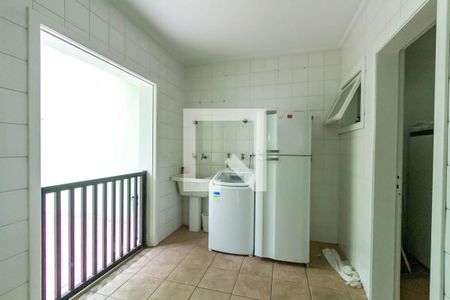 Casa para alugar com 600m², 6 quartos e 6 vagas Casa para alugar com 600m², 6 quartos e 6 vagasÁrea de serviço
