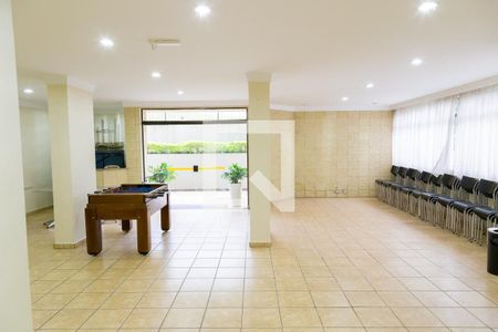 Apartamento à venda com 56m², 2 quartos e 1 vaga Apartamento à venda com 56m², 2 quartos e 1 vagaÁrea comum - Salão de festas