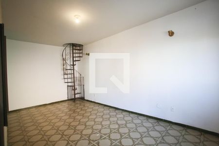 Sala de casa para alugar com 2 quartos, 120m² em Taquara, Rio de Janeiro