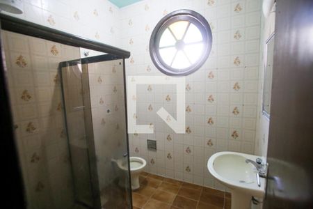 Banheiro de casa para alugar com 2 quartos, 120m² em Taquara, Rio de Janeiro