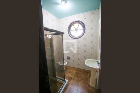 Banheiro de casa para alugar com 2 quartos, 120m² em Taquara, Rio de Janeiro