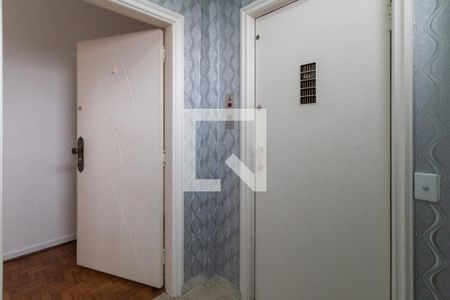 Apartamento à venda com 221m², 3 quartos e 2 vagasHal de entrada