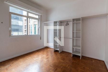 Apartamento à venda com 221m², 3 quartos e 2 vagasQuarto 1