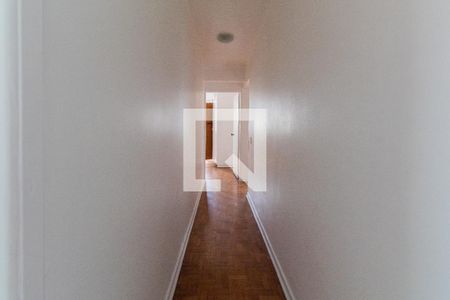 Apartamento à venda com 221m², 3 quartos e 2 vagasCorredor