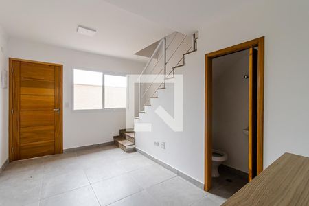 Sala de casa de condomínio à venda com 2 quartos, 55m² em Vila Brasílio Machado, São Paulo