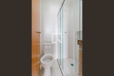 Casa de condomínio para alugar com 55m², 2 quartos e 1 vagaBanheiro da Suíte 1