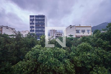 Quarto 1 Vista de apartamento para alugar com 2 quartos, 65m² em Grajaú, Rio de Janeiro