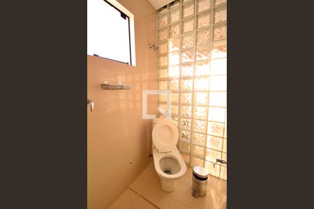 Casa à venda com 788m², 9 quartos e 10 vagasBanheiro do Quarto 7 (Suíte)