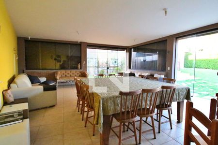 Casa à venda com 788m², 9 quartos e 10 vagasÁrea Gourmet - Churrasqueira/ Salão