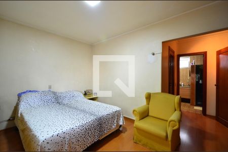 Casa à venda com 300m², 3 quartos e 8 vagasSuíte 1