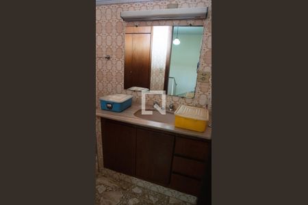 Casa à venda com 270m², 4 quartos e 4 vagasBanheiro