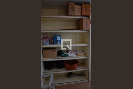 Casa à venda com 270m², 4 quartos e 4 vagasDespensa