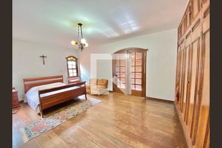 Casa à venda com 5 quartos, 700m² em Mangabeiras, Belo Horizonte