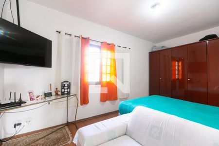 Casa à venda com 160m², 3 quartos e 3 vagas Casa à venda com 160m², 3 quartos e 3 vagasQuarto 1