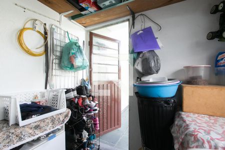 Casa à venda com 160m², 3 quartos e 3 vagas Casa à venda com 160m², 3 quartos e 3 vagasÁrea de Serviço