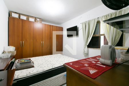 Casa à venda com 160m², 3 quartos e 3 vagas Casa à venda com 160m², 3 quartos e 3 vagasEdicula