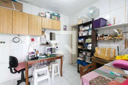 Casa à venda com 160m², 3 quartos e 3 vagas Casa à venda com 160m², 3 quartos e 3 vagasEdicula