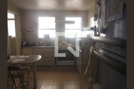 Apartamento à venda com 220m², 4 quartos e 2 vagas