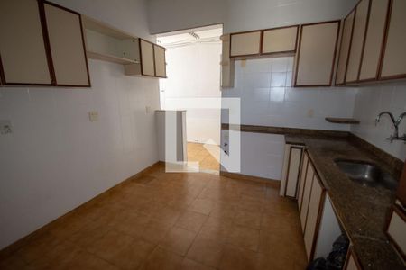 Apartamento para alugar com 150m², 3 quartos e sem vagaCozinha