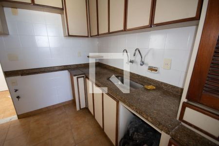 Apartamento para alugar com 150m², 3 quartos e sem vagaCozinha