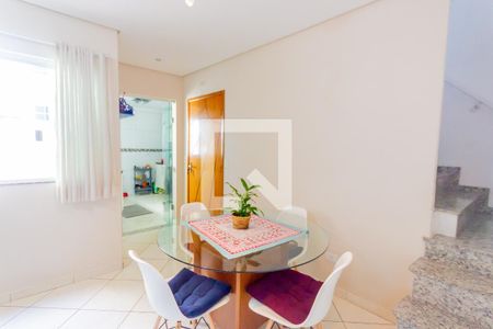 Sala de apartamento para alugar com 3 quartos, 145m² em Vila Cecília Maria, Santo André