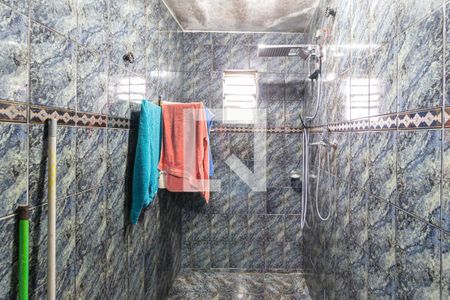 Casa à venda com 200000m², 2 quartos e 4 vagas Casa à venda com 200000m², 2 quartos e 4 vagasBanheiro