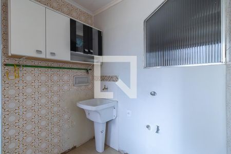 Apartamento à venda com 110m², 3 quartos e 1 vagaÁrea de Serviço