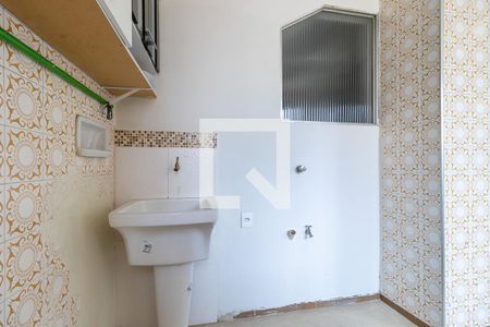 Apartamento à venda com 110m², 3 quartos e 1 vagaÁrea de Serviço