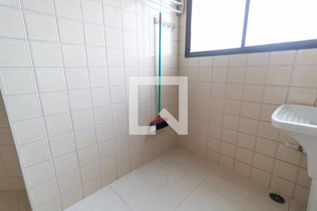 Apartamento à venda com 58m², 2 quartos e 1 vaga Apartamento à venda com 58m², 2 quartos e 1 vagaÁrea de Serviço