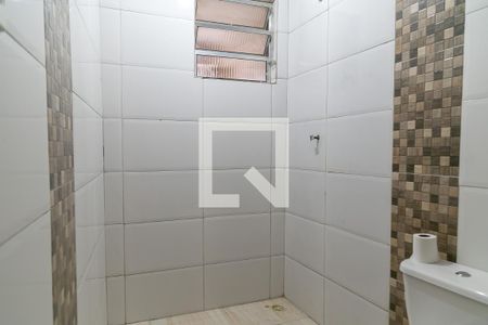 Banheiro de casa para alugar com 2 quartos, 62m² em Jardim Terezopolis, Guarulhos