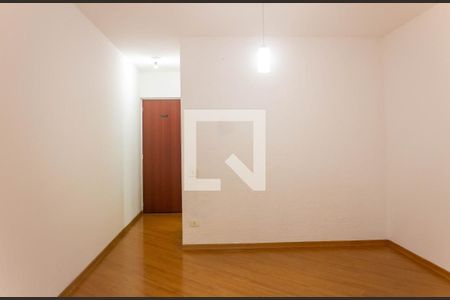 Sala de apartamento para alugar com 3 quartos, 75m² em Vila Emir, São Paulo