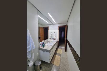 Apartamento à venda com 280m², 4 quartos e 3 vagas