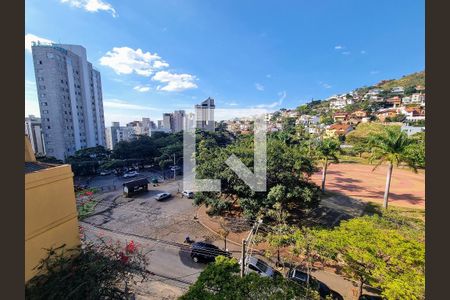 Apartamento à venda com 280m², 4 quartos e 3 vagas
