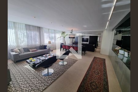 Apartamento à venda com 280m², 4 quartos e 3 vagas