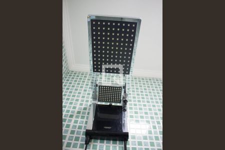 Casa à venda com 130m², 3 quartos e 2 vagas Casa à venda com 130m², 3 quartos e 2 vagasChuveiro