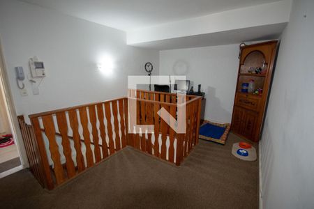 Apartamento à venda com 256m², 4 quartos e 1 vaga Apartamento à venda com 256m², 4 quartos e 1 vagaHall